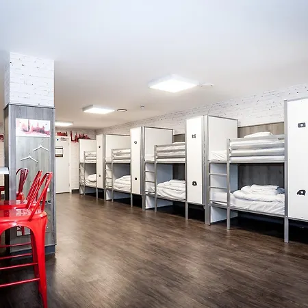 Euro Hostel-2